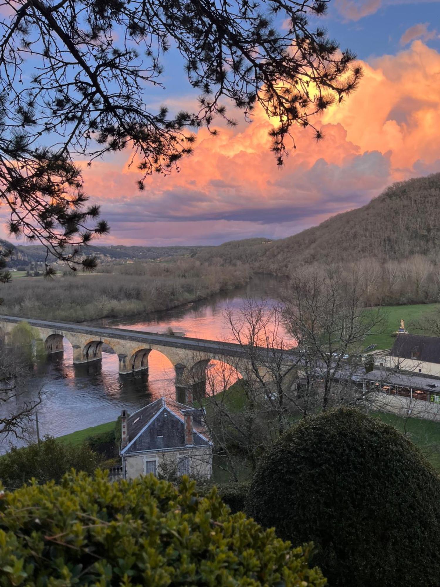 Vue Magique A Castelnaud Villa Luaran gambar